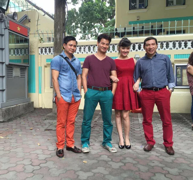 Công Vinh khoe ảnh con gái đã lớn; Đặng Thu Thảo khoe ảnh tự sướng - Ảnh 28.