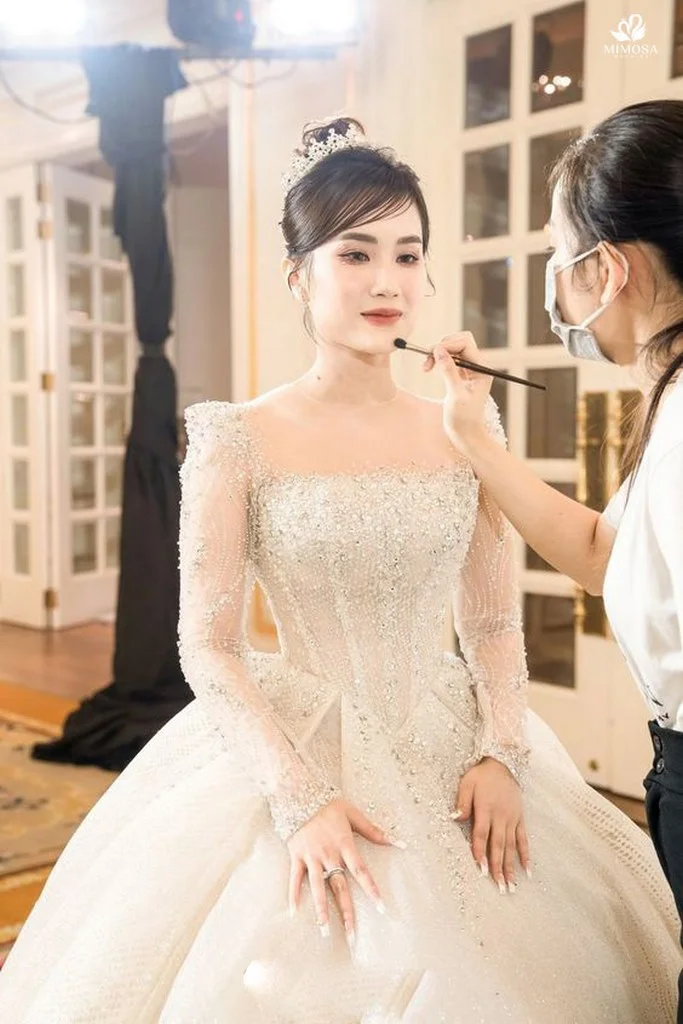 kiểu tóc dự tiệc trẻ trung, hình 1