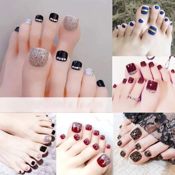 Mẫu nail chân đẹp với nhiều kiểu đính đá và vẽ họa tiết